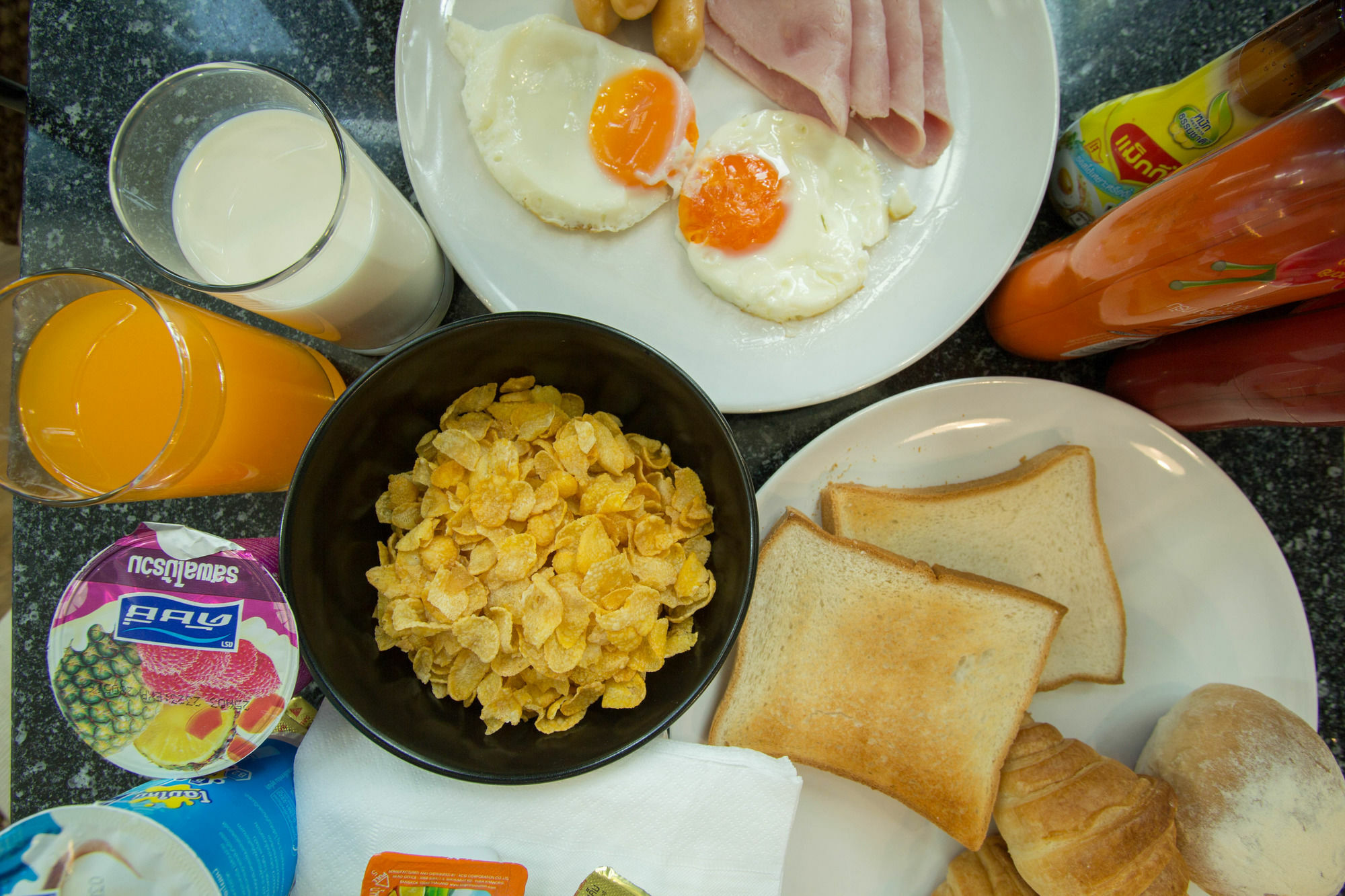 Baba House Hotel - Sha Plus Phuket Eksteriør bilde